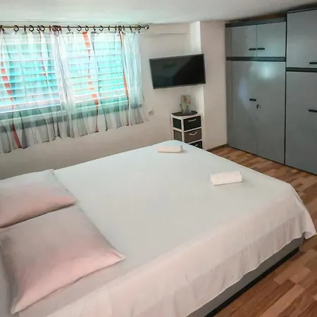 Apartment Boris *